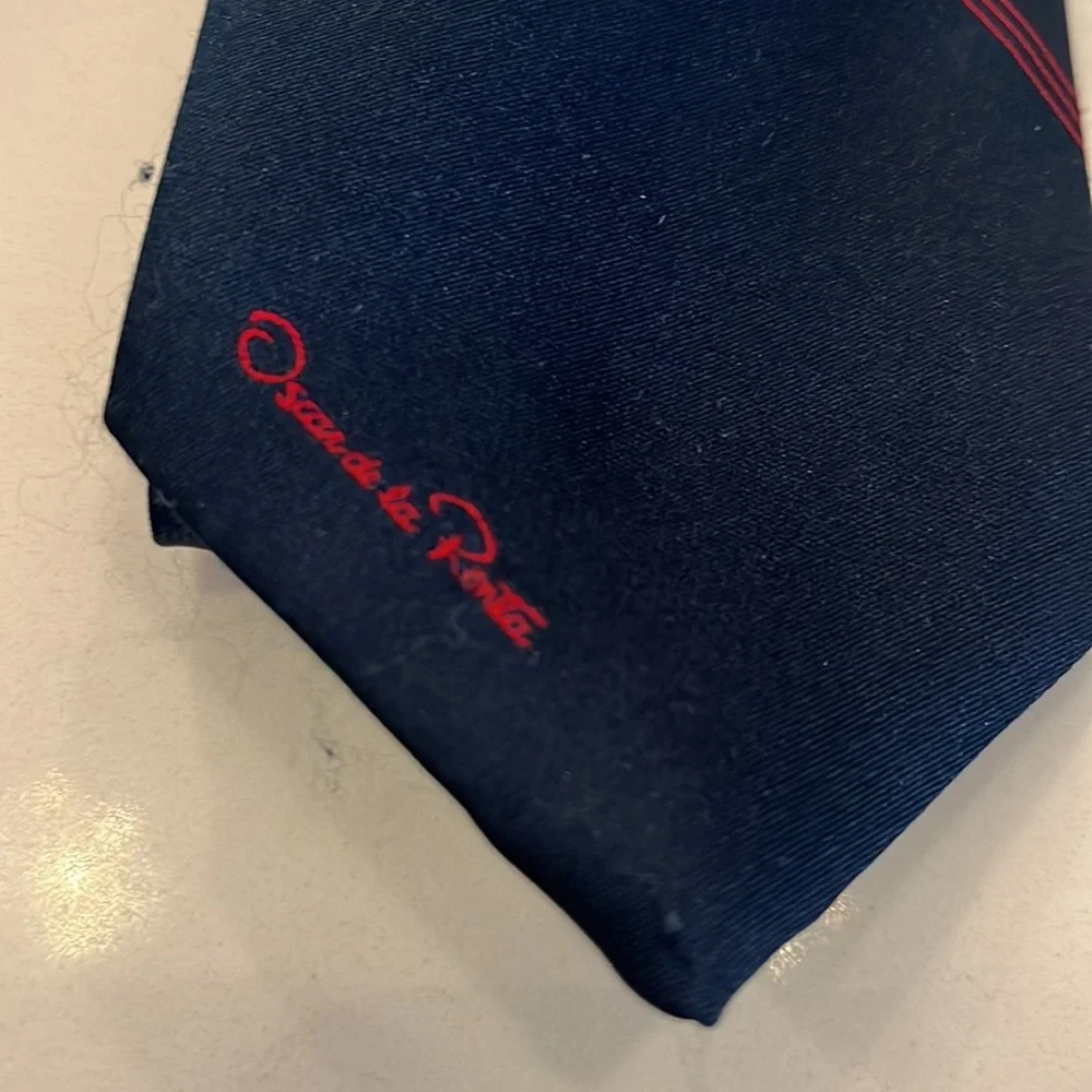 Oscar de la Renta tie